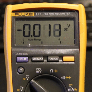 Fluke 177 True-RMS Digital Multimeter with display backlight - Image 2